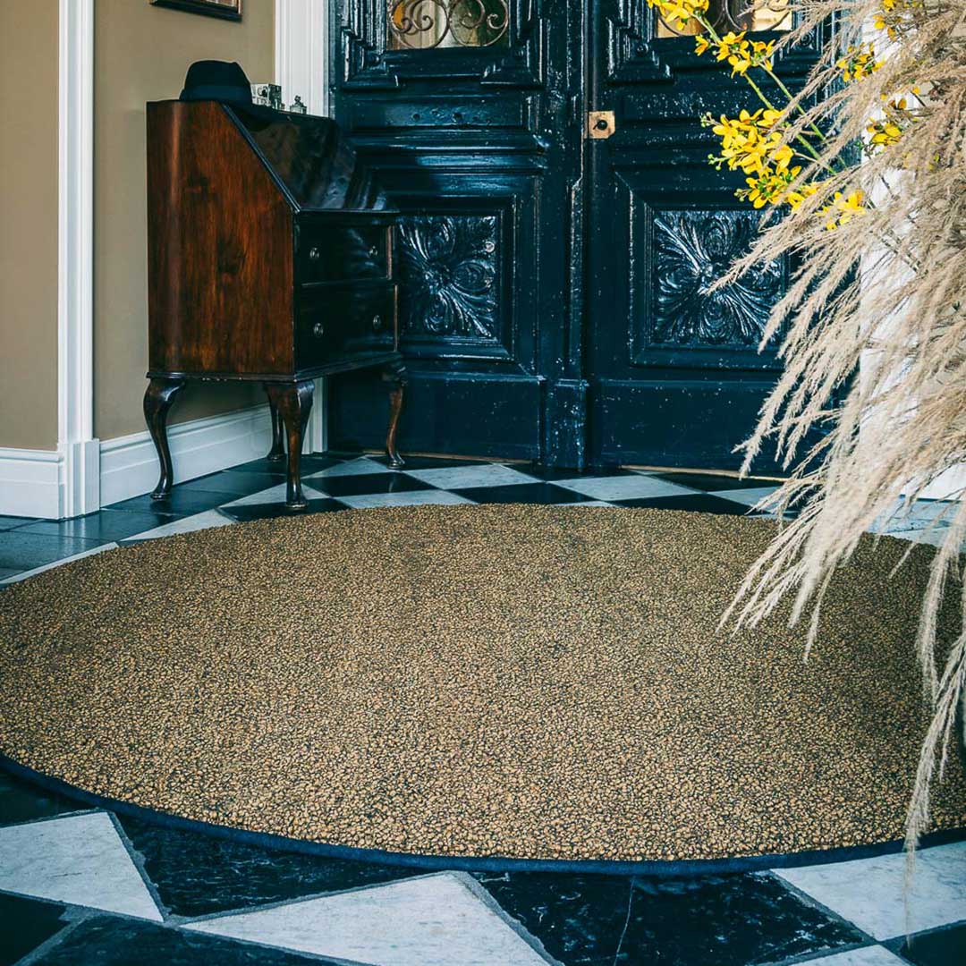 kunst-am-boden-teppich-rund-halle kunst am boden teppich rund halle